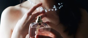 Pomysł na prezent pod choinkę - szyprowe perfumy dla kobiet na wieczór
